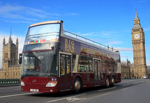 安凯双层观光巴士开进伦敦奥运专题报道
