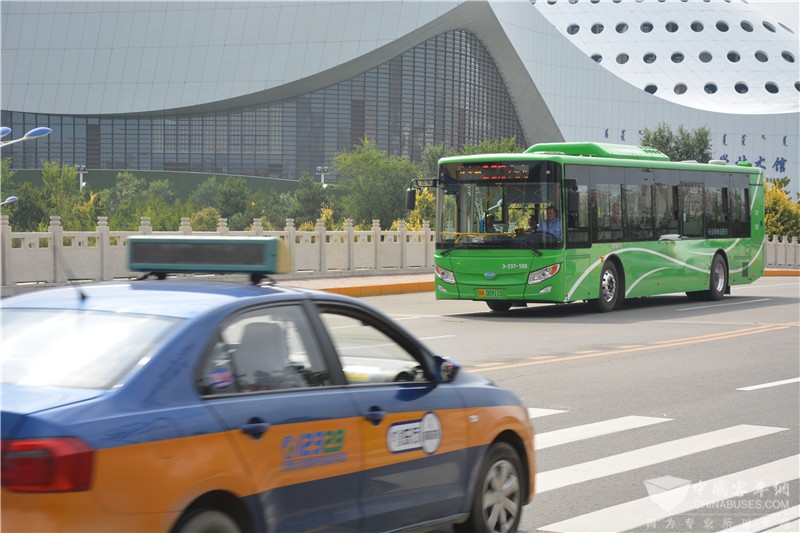 开沃纯电动客车呼市运营实拍