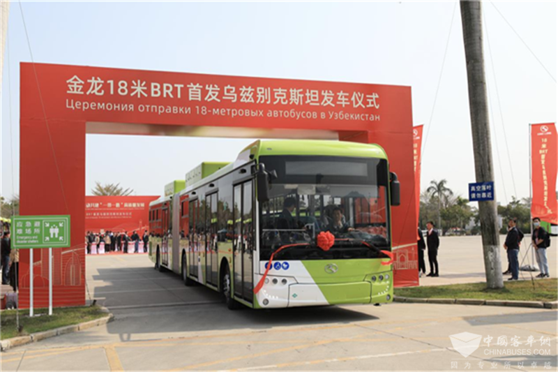 200台金龙BRT驶入乌兹别克斯坦
