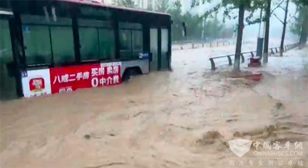 北京公交集团 门头沟区 洪水 驾驶员 乘客