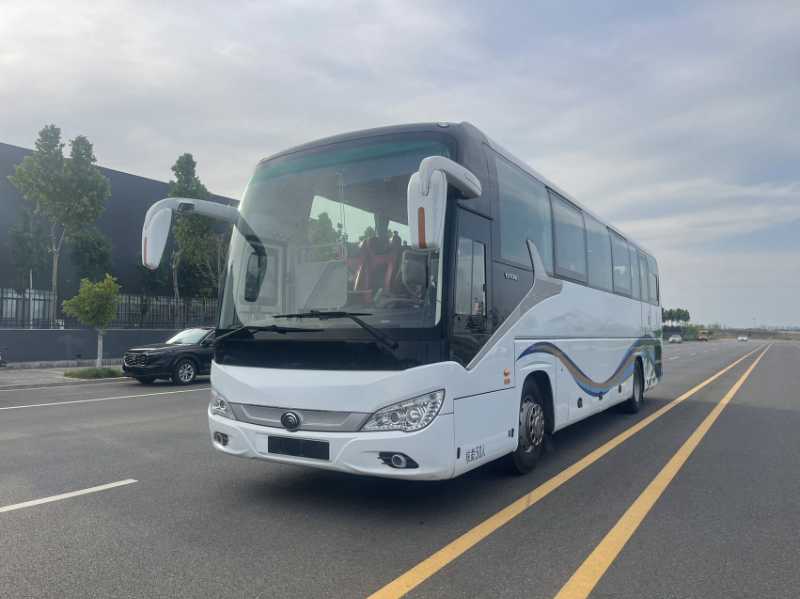 2019年9月 50座宇通6120双门气囊旅游车