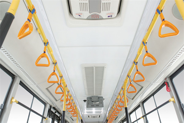 金旅XML6105J28C公交车
