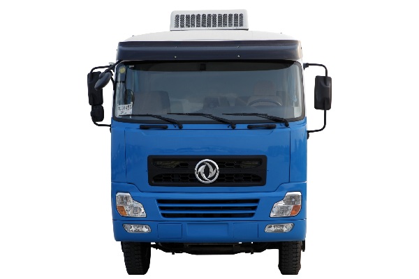 东风超龙EQ6830ZT客车（柴油国四24-31座）