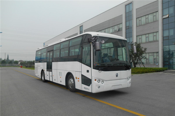 亚星YBL6117HBEV7客车（纯电动24-51座）