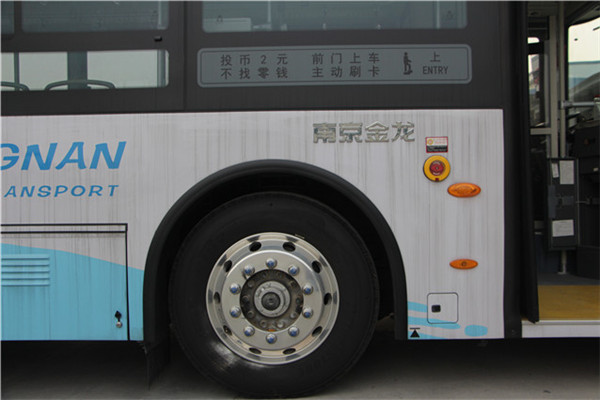 南京金龙NJL6129BEV8公交车（纯电动24-36座）