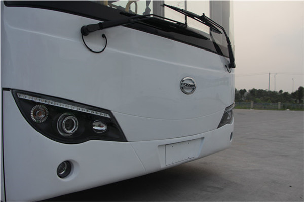 南京金龙NJL6859BEV4公交车（纯电动10-28座）