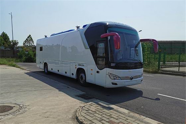 宇通ZK5160XYS2移动实验室车（柴油国五2座）