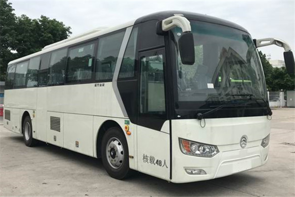 金旅XML6102JEVD0客车（纯电动24-48座）